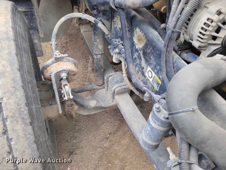 image for item NK9940 2005 Kenworth T300 utility / service truck