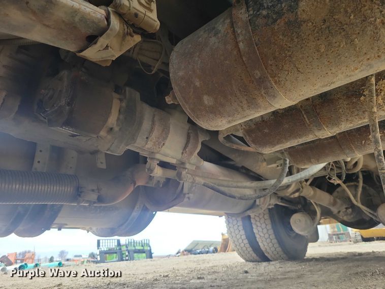 image for item NK9940 2005 Kenworth T300 utility / service truck