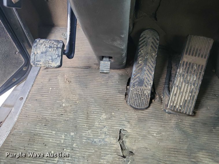 image for item NK9940 2005 Kenworth T300 utility / service truck