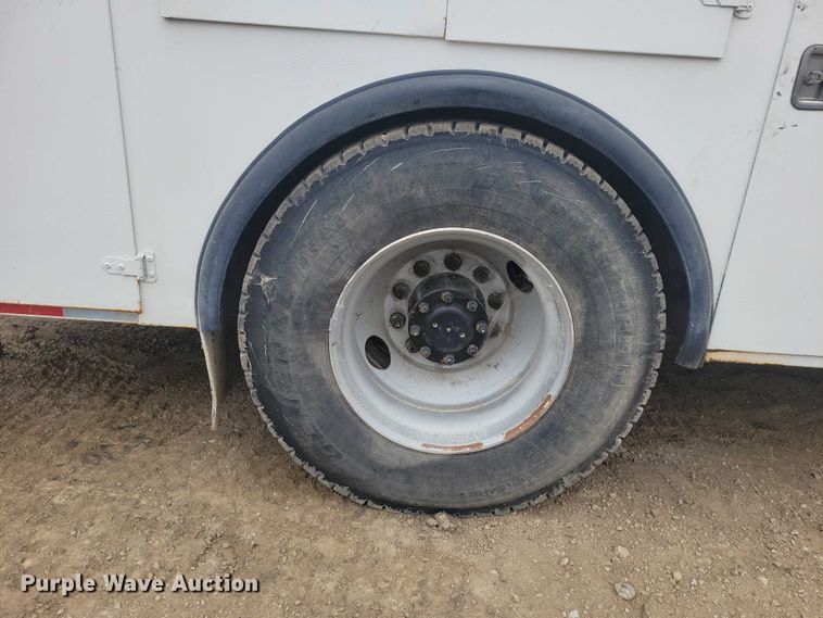 image for item NK9940 2005 Kenworth T300 utility / service truck