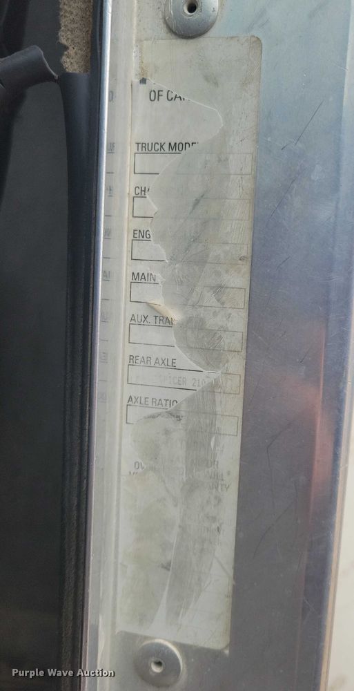 image for item NK9940 2005 Kenworth T300 utility / service truck