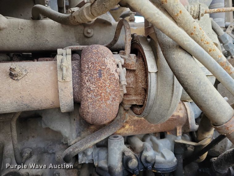 image for item NK9941 1996 International F-2674 hook lift truck