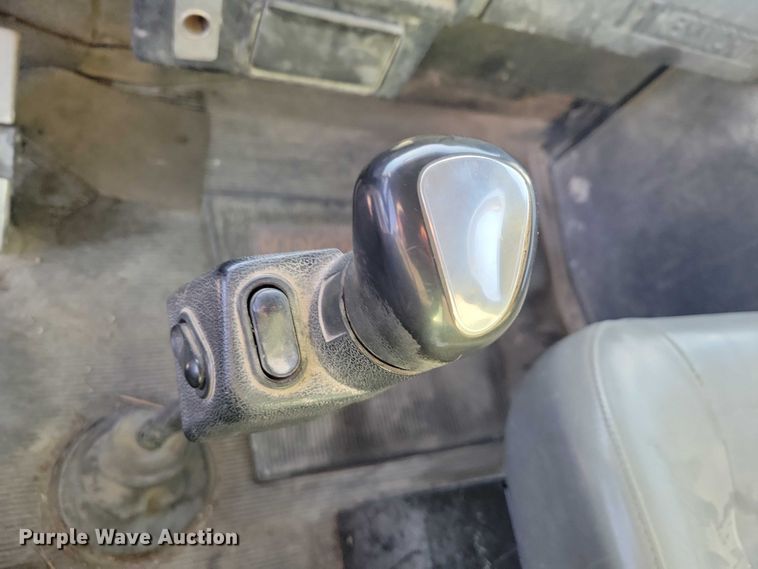 image for item NK9942 2001 Kenworth  T300 fuel truck