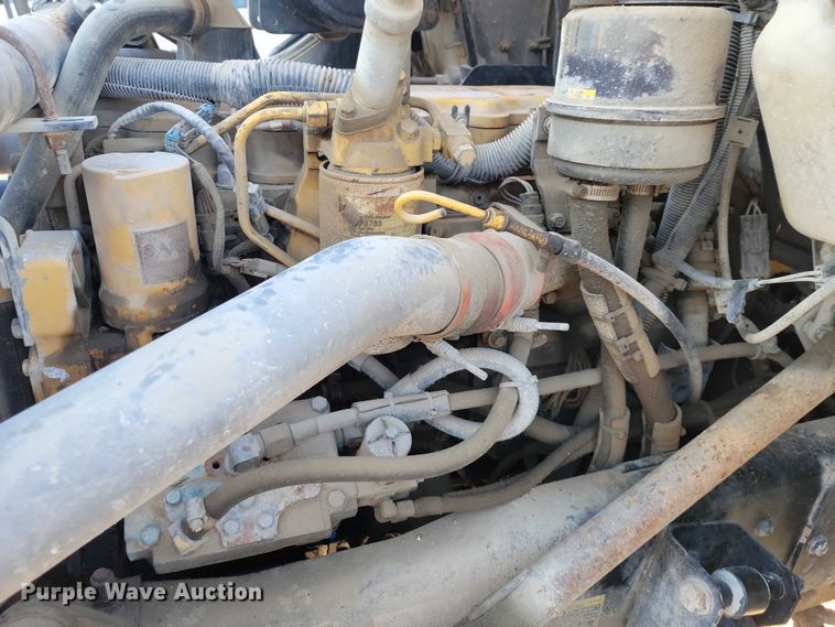 image for item NK9942 2001 Kenworth  T300 fuel truck