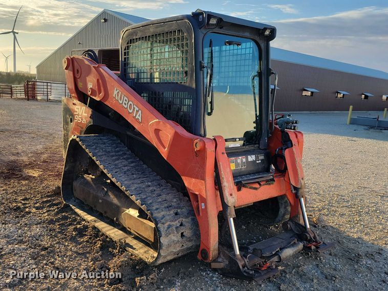 image for item NK9943 2019 Kubota SVL 95-2S tracked skid steer loader