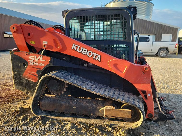 image for item NK9943 2019 Kubota SVL 95-2S tracked skid steer loader