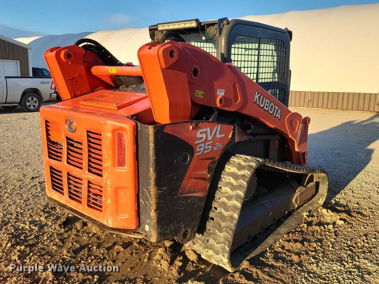image for item NK9943 2019 Kubota SVL 95-2S tracked skid steer loader