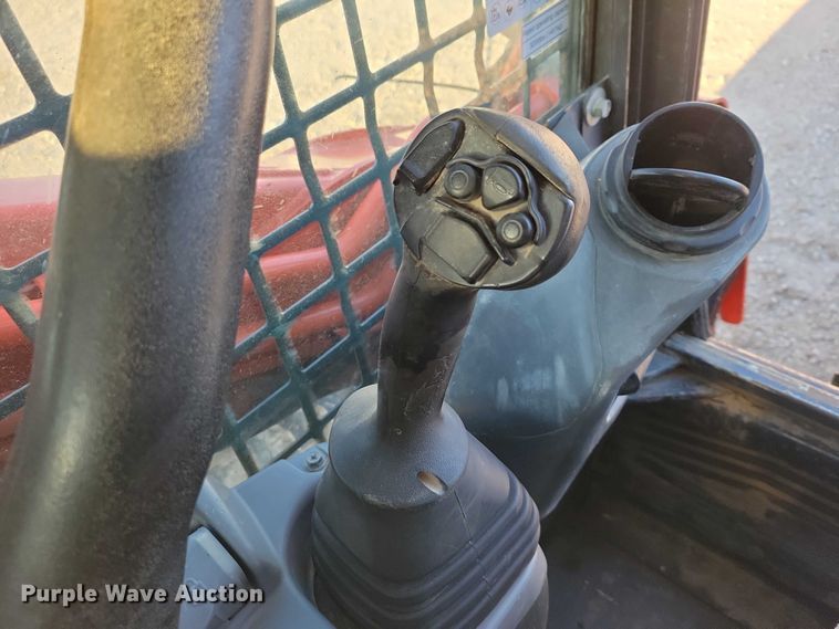 image for item NK9943 2019 Kubota SVL 95-2S tracked skid steer loader