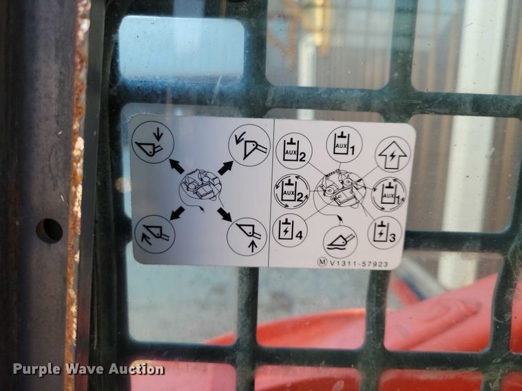 image for item NK9943 2019 Kubota SVL 95-2S tracked skid steer loader