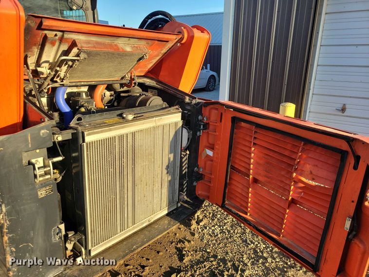 image for item NK9943 2019 Kubota SVL 95-2S tracked skid steer loader