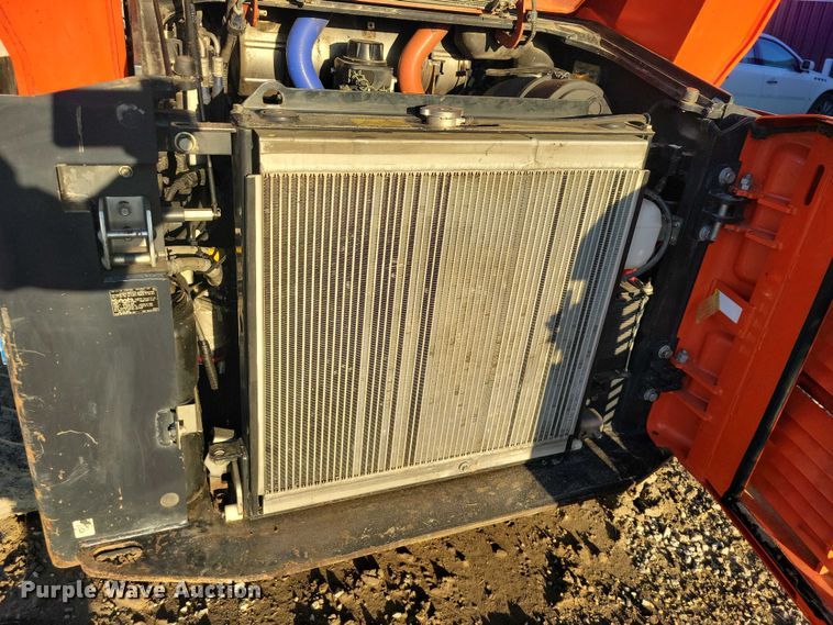 image for item NK9943 2019 Kubota SVL 95-2S tracked skid steer loader