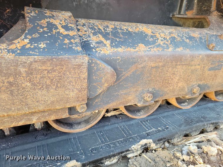 image for item NK9943 2019 Kubota SVL 95-2S tracked skid steer loader