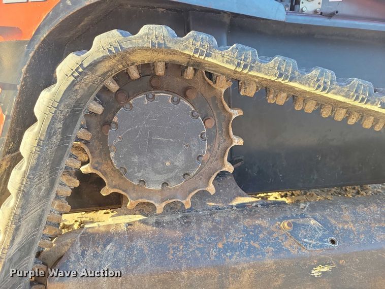 image for item NK9943 2019 Kubota SVL 95-2S tracked skid steer loader