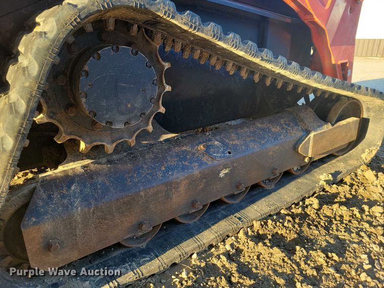 image for item NK9943 2019 Kubota SVL 95-2S tracked skid steer loader