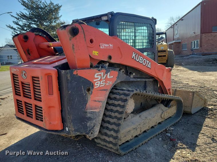 image for item NK9944 2019 Kubota  SVL 95-2S tracked skid steer loader