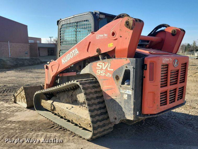 image for item NK9944 2019 Kubota  SVL 95-2S tracked skid steer loader