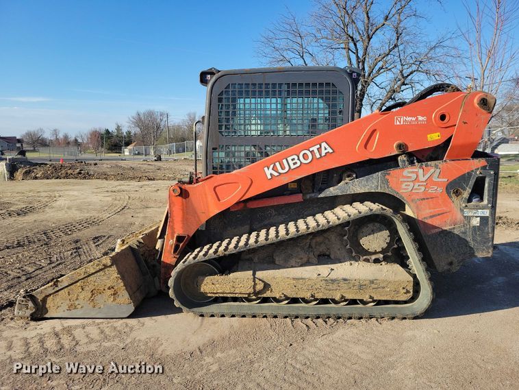 image for item NK9944 2019 Kubota  SVL 95-2S tracked skid steer loader