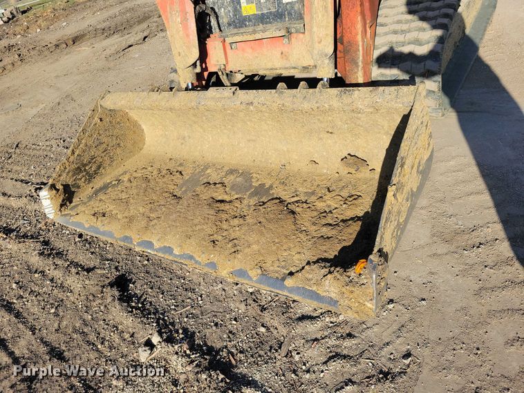 image for item NK9944 2019 Kubota  SVL 95-2S tracked skid steer loader