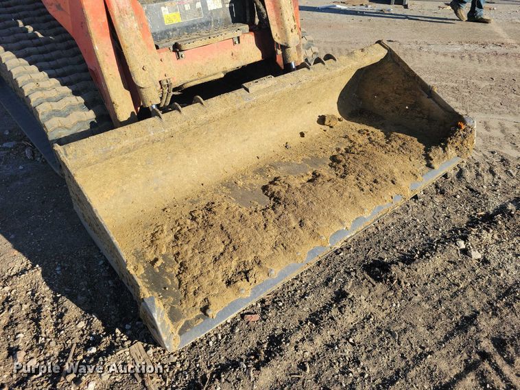 image for item NK9944 2019 Kubota  SVL 95-2S tracked skid steer loader