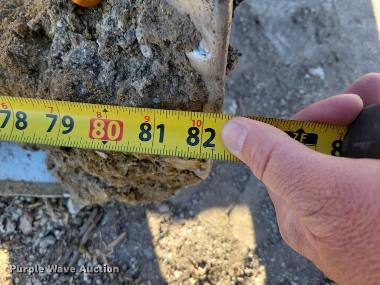 image for item NK9944 2019 Kubota  SVL 95-2S tracked skid steer loader