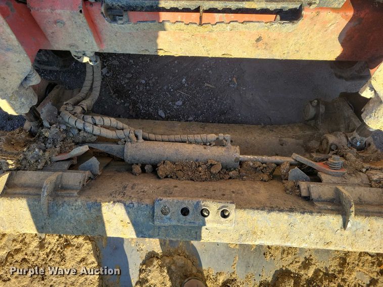 image for item NK9944 2019 Kubota  SVL 95-2S tracked skid steer loader