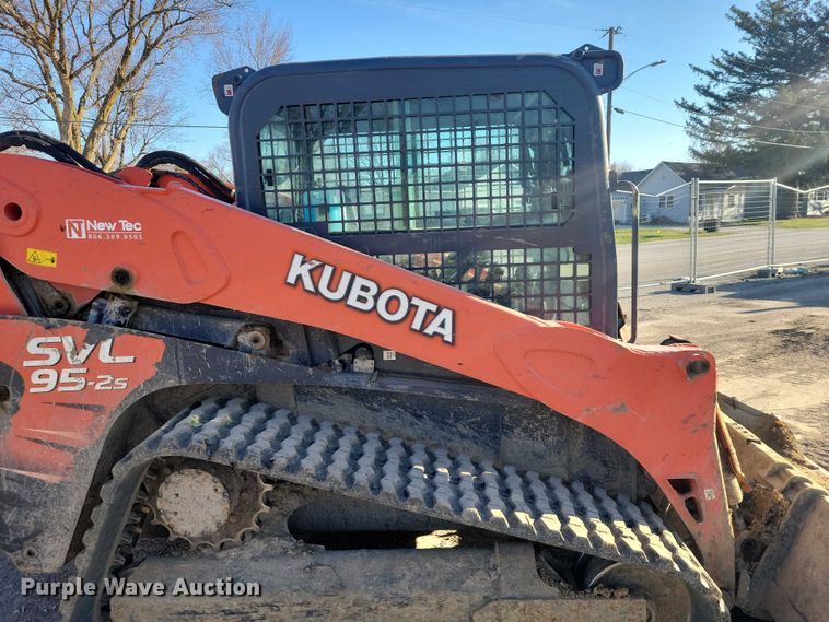 image for item NK9944 2019 Kubota  SVL 95-2S tracked skid steer loader