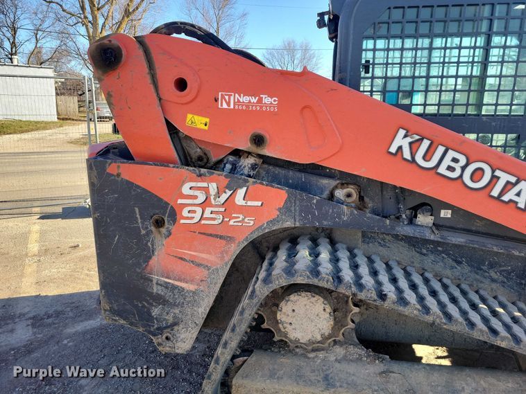 image for item NK9944 2019 Kubota  SVL 95-2S tracked skid steer loader