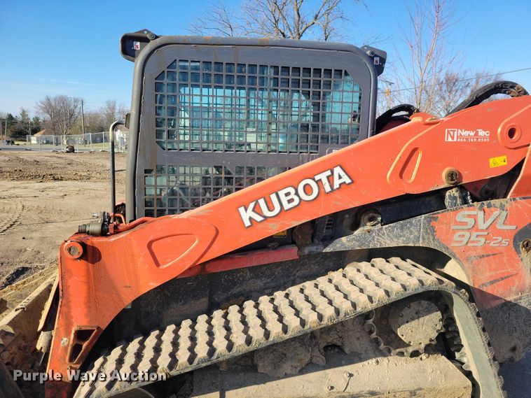 image for item NK9944 2019 Kubota  SVL 95-2S tracked skid steer loader