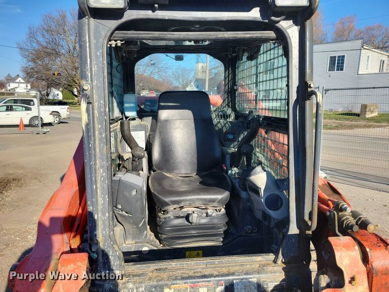 image for item NK9944 2019 Kubota  SVL 95-2S tracked skid steer loader