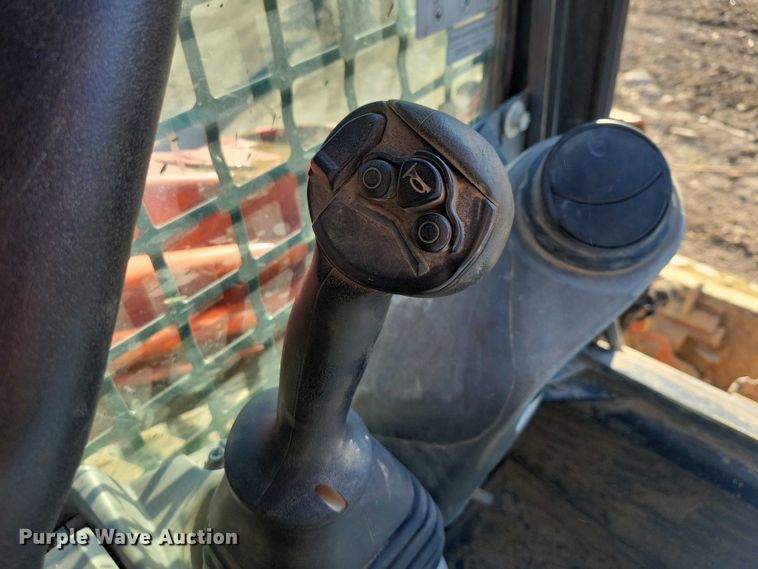 image for item NK9944 2019 Kubota  SVL 95-2S tracked skid steer loader