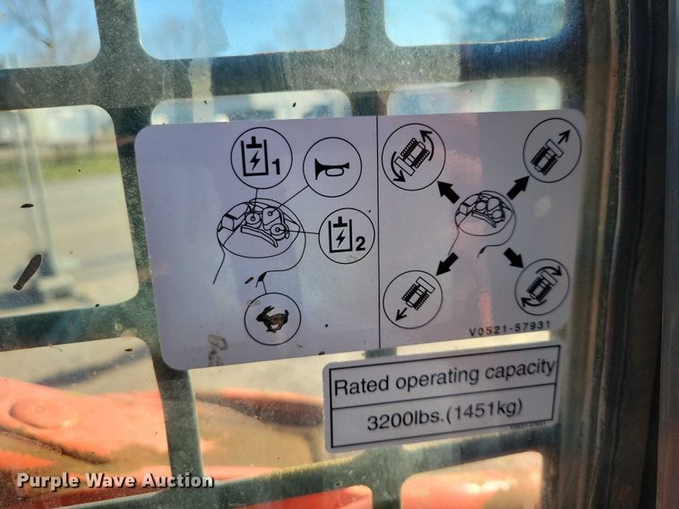 image for item NK9944 2019 Kubota  SVL 95-2S tracked skid steer loader