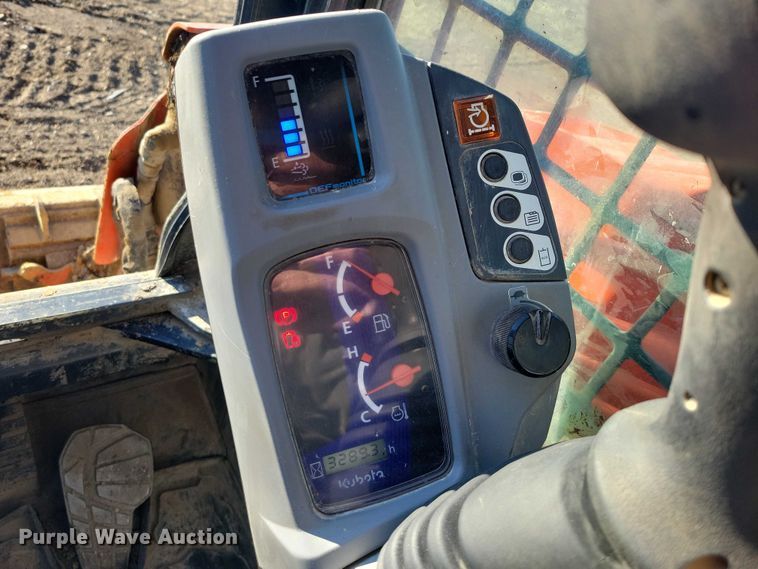 image for item NK9944 2019 Kubota  SVL 95-2S tracked skid steer loader