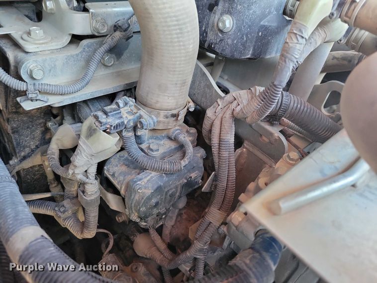 image for item NK9944 2019 Kubota  SVL 95-2S tracked skid steer loader