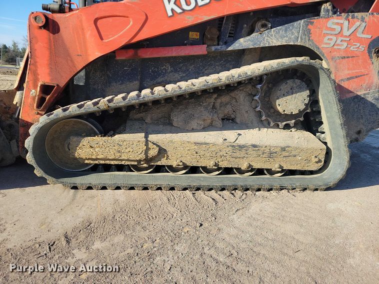 image for item NK9944 2019 Kubota  SVL 95-2S tracked skid steer loader
