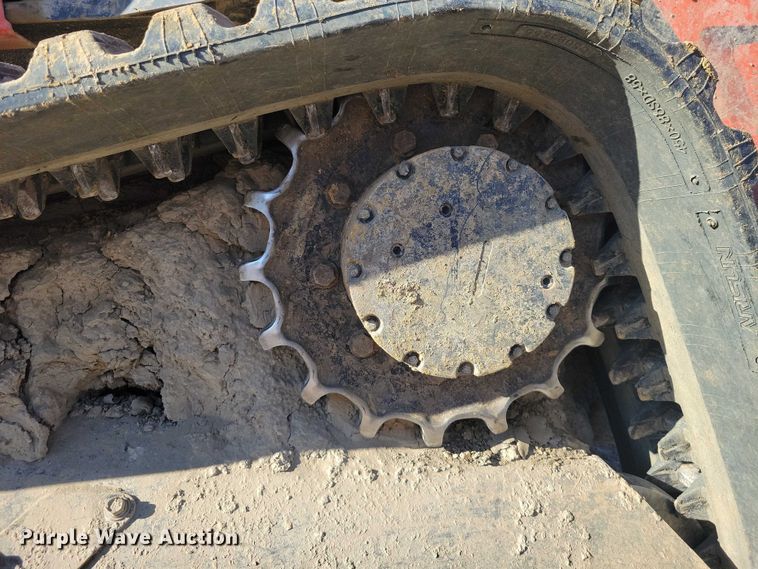 image for item NK9944 2019 Kubota  SVL 95-2S tracked skid steer loader