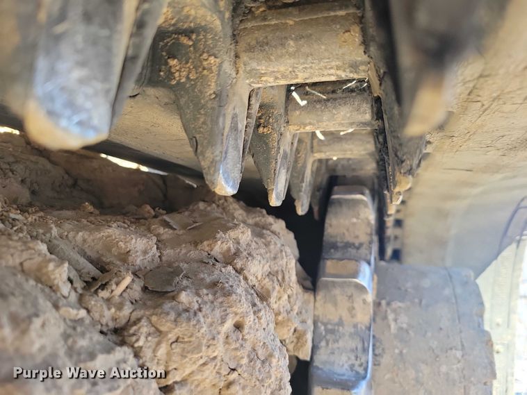 image for item NK9944 2019 Kubota  SVL 95-2S tracked skid steer loader