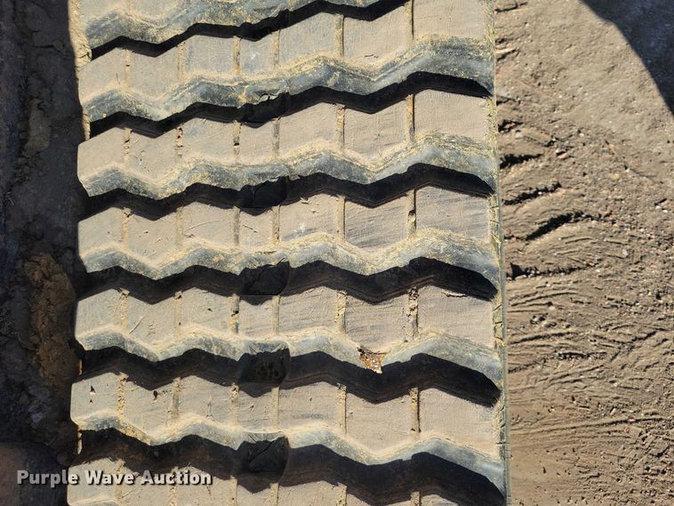 image for item NK9944 2019 Kubota  SVL 95-2S tracked skid steer loader