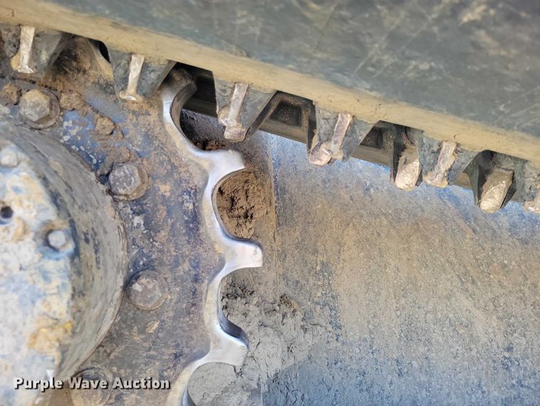 image for item NK9944 2019 Kubota  SVL 95-2S tracked skid steer loader