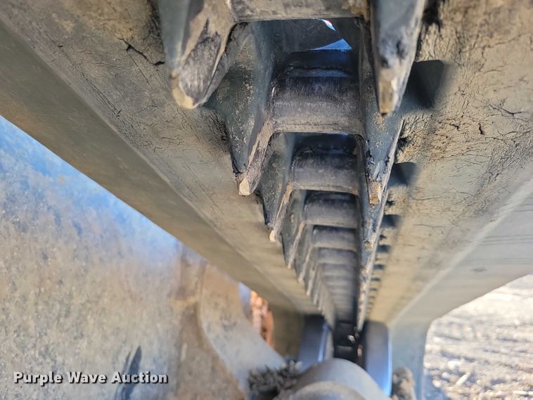 image for item NK9944 2019 Kubota  SVL 95-2S tracked skid steer loader