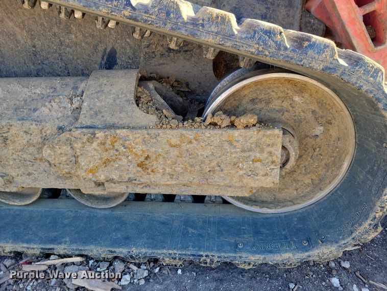 image for item NK9944 2019 Kubota  SVL 95-2S tracked skid steer loader