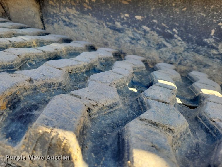 image for item NK9944 2019 Kubota  SVL 95-2S tracked skid steer loader