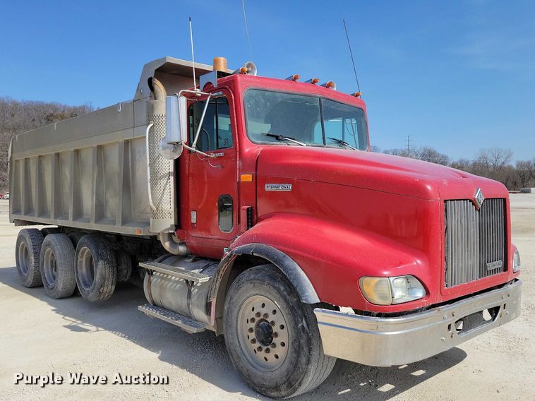 image for item NK9948 1998 International 9200 dump truck