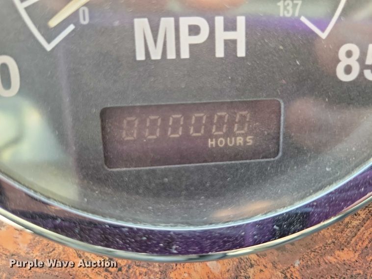 image for item NK9948 1998 International 9200 dump truck