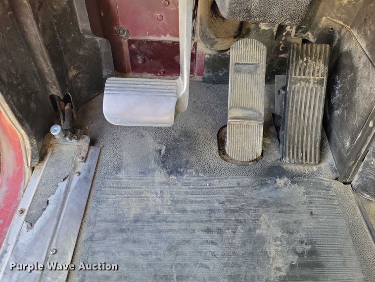 image for item NK9948 1998 International 9200 dump truck