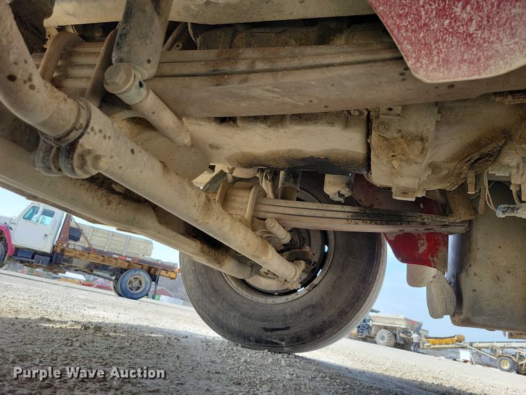 image for item NK9948 1998 International 9200 dump truck