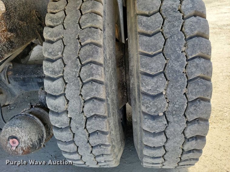 image for item NK9948 1998 International 9200 dump truck