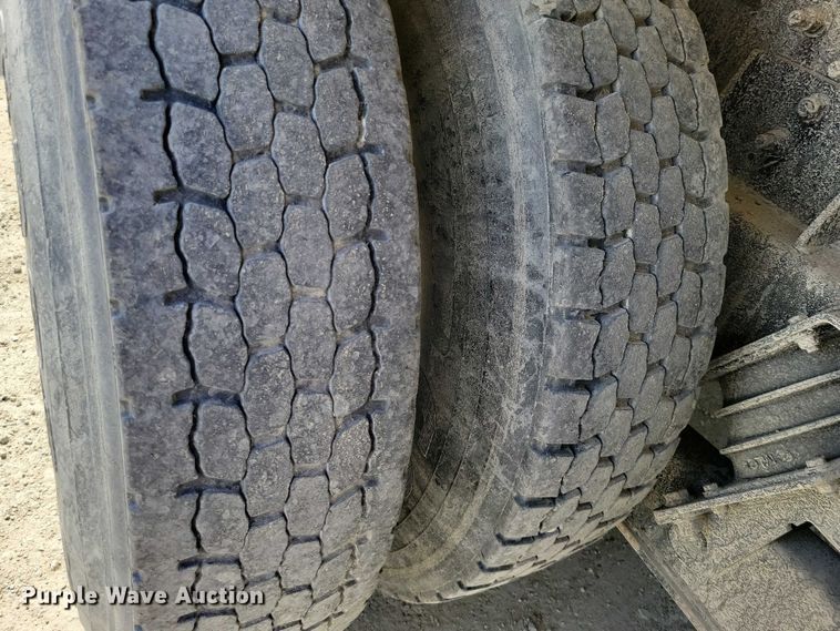 image for item NK9948 1998 International 9200 dump truck