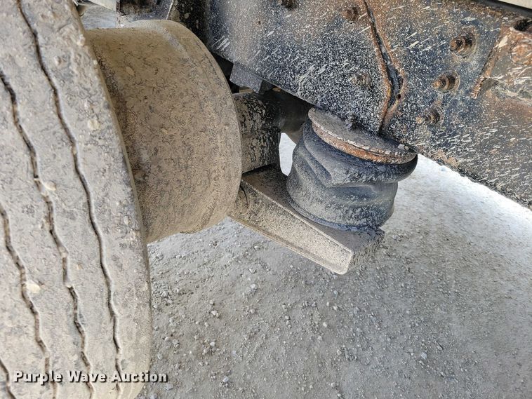 image for item NK9948 1998 International 9200 dump truck