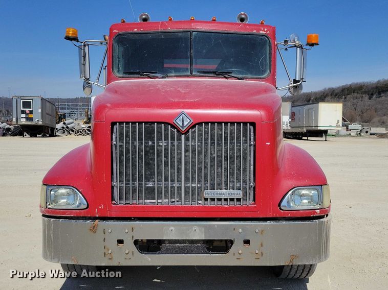 image for item NK9949 1998 International 9200 dump truck