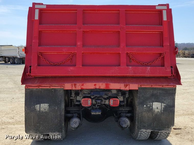 image for item NK9949 1998 International 9200 dump truck